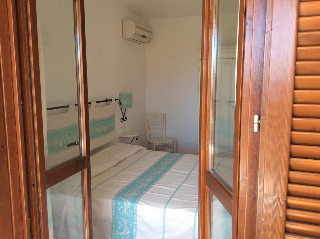 Sardinia Beach Apartments Aglientu Exterior foto